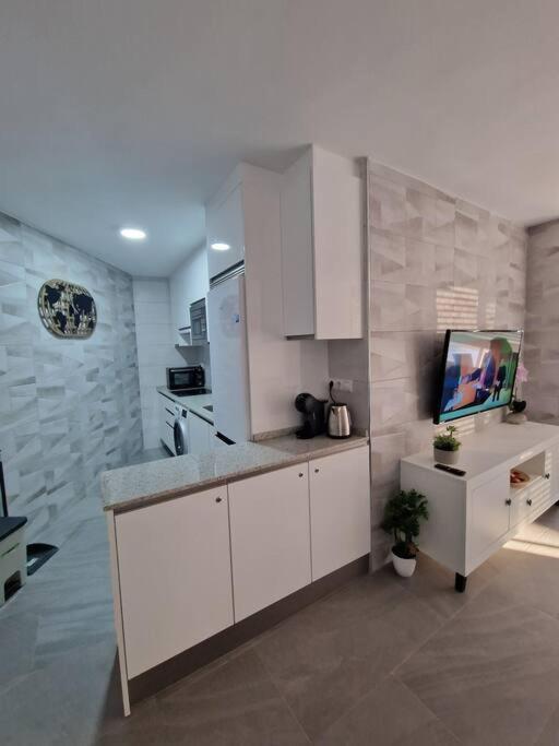 Apartment Primera Linea Playa 2 Puerto Marina Edificio Diana 1 *