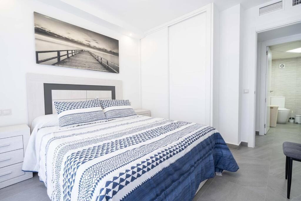 Apartment Primera Linea Playa 2 Puerto Marina Edificio Diana 1