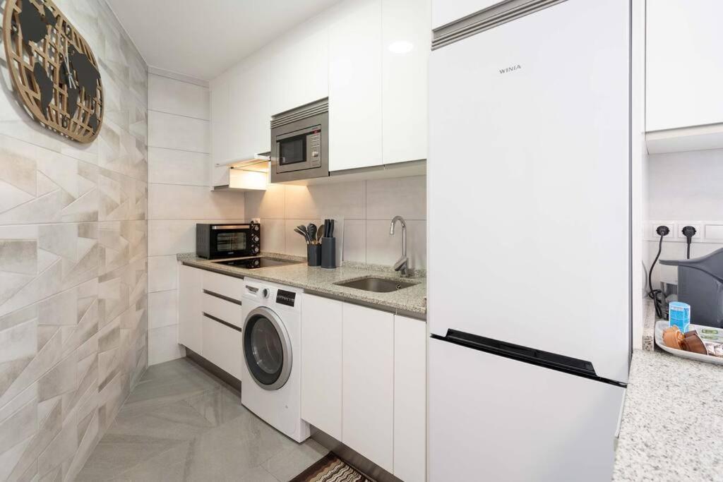 Apartment Primera Linea Playa 2 Puerto Marina Edificio Diana 1